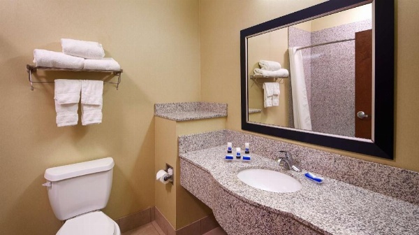 Best Western Plus Desoto Inn & Suites image 24